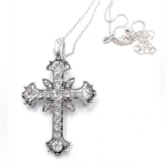 Accessories - Unworn Vintage Premier Designs Silver Made With Swarovski Crystal Cross Necklace